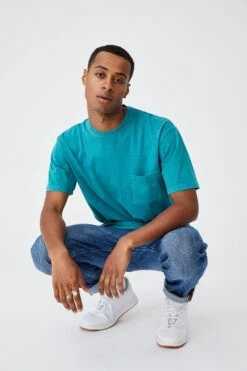 Washed Pocket T-Shirt CHALK BLUE 9 Washed Pocket T-Shirt CHALK BLUE -Mens Clothing Store 3610743 40 4