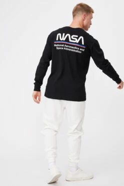 Tbar Collab Long Sleeve T-Shirt LCN NAS BLACK/NASA-CHEST WORM LOGO 9 Tbar Collab Long Sleeve T-Shirt LCN NAS BLACK/NASA-CHEST WORM LOGO -Mens Clothing Store 3610765 01 1