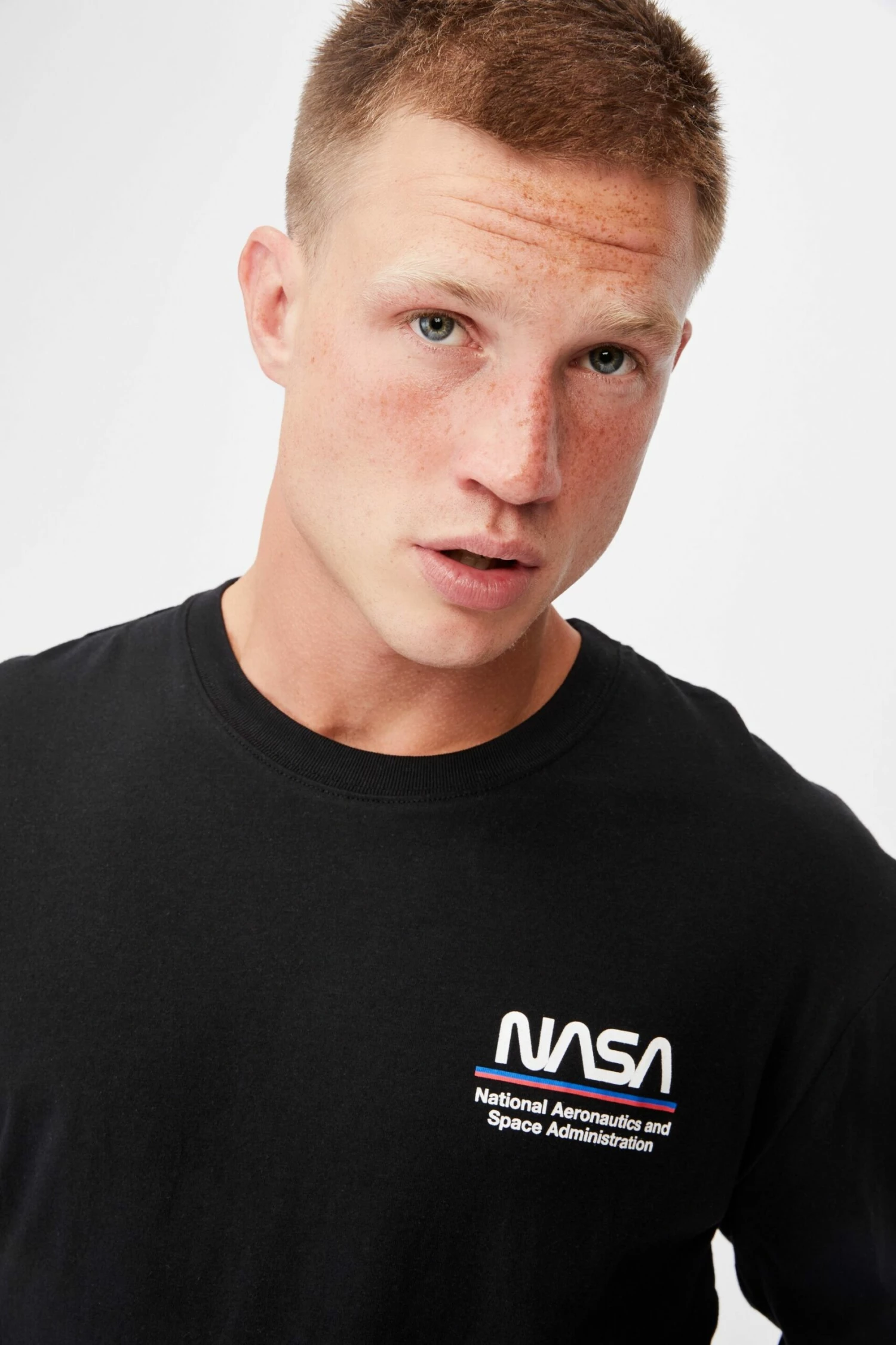 Tbar Collab Long Sleeve T-Shirt LCN NAS BLACK/NASA-CHEST WORM LOGO 1 Tbar Collab Long Sleeve T-Shirt LCN NAS BLACK/NASA-CHEST WORM LOGO