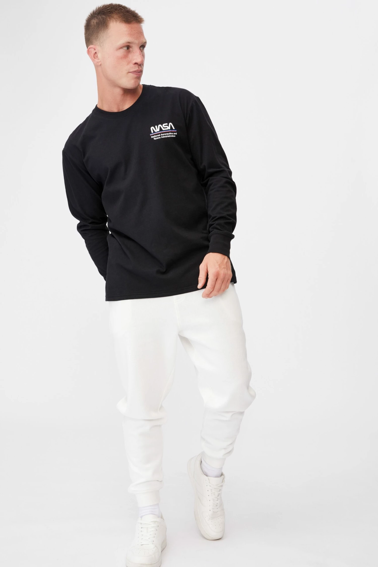 Tbar Collab Long Sleeve T-Shirt LCN NAS BLACK/NASA-CHEST WORM LOGO 5 Tbar Collab Long Sleeve T-Shirt LCN NAS BLACK/NASA-CHEST WORM LOGO - Image 5