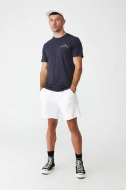 Tbar Sport T-Shirt WHITE/RHODE ISLAND LAWN BOWLS -Mens Clothing Store 3610804 12 1