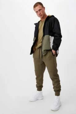 Tech Track Pant MILITARY -Mens Clothing Store 3610837 06 2