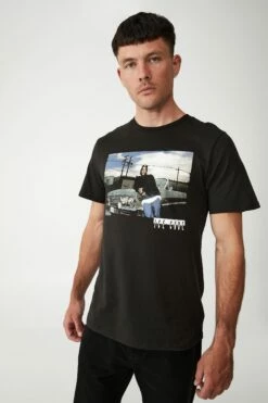 Tbar Collab Music T-Shirt LCN PRO BLACK/METALLICA - LOGO -Mens Clothing Store 3610943 66 2