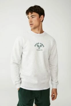 Graphic Crew Fleece LIGHT GREY MARLE/NYC FOOTBALL -Mens Clothing Store 3610947 25 2