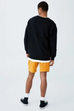 Active Nfl Oversized Crew Fleece LCN NFL BLACK/RAIDERS LOGO -Mens Clothing Store 3610949 11 3