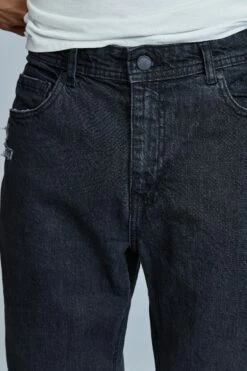 Beckley Straight Jean VINTAGE BLACK THRASHED -Mens Clothing Store 3611041 01 3