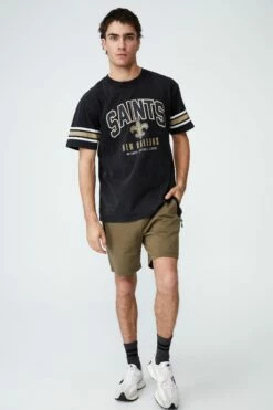 Active Collab Oversized T-Shirt LCN NFL BONE/NFL - RAIDERS HELMET FADE -Mens Clothing Store 3611126 13 2