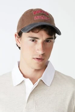 License Vintage Strap Back Cap LCN HAR WHITE/BURGUNDY HARVARD UNIVERSITY -Mens Clothing Store 3611138 09 2 1