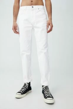 Relaxed Tapered Jean WASHED CHALK -Mens Clothing Store 3611211 02 1