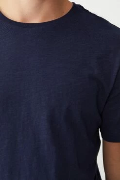 Curved Hem T-Shirt INDIGO TEXTURED -Mens Clothing Store 3611291 02 4
