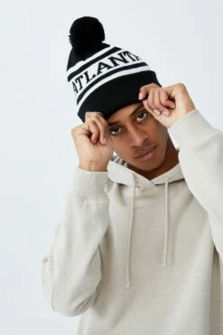 Pom Pom Skate Beanie GOLD/GREEN NEW YORK -Mens Clothing Store 3611403 01 2