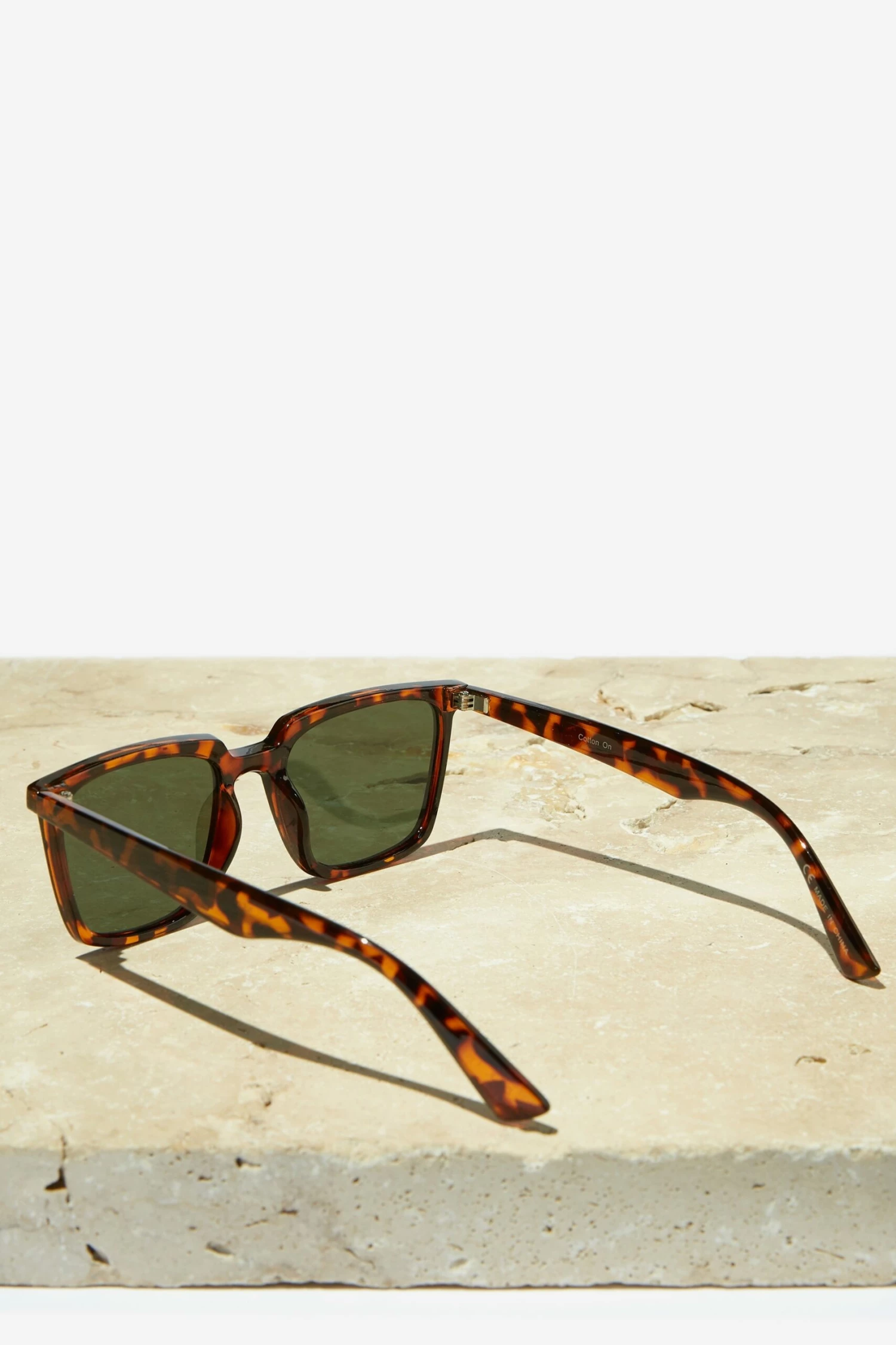 Newtown Polarized Sunglasses BLACK 5 Newtown Polarized Sunglasses BLACK - Image 5