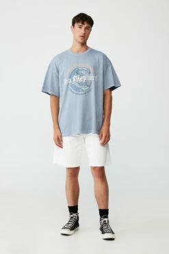 Sea Shepherd Oversized T-Shirt LCN SEA FADED SLATE/THE OCEAN SHARKS -Mens Clothing Store 3611571 01 1