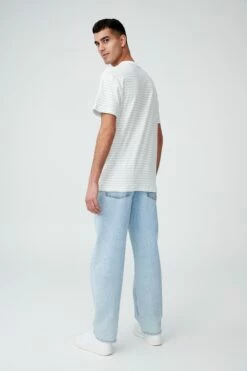 Keith Haring T-Shirt LCN KEI WHITE/THREE EYED PERSON -Mens Clothing Store 3611574 08 3