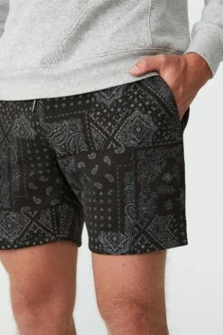 Active Fleece Short IVORY BANDANA -Mens Clothing Store 3611611 07 4