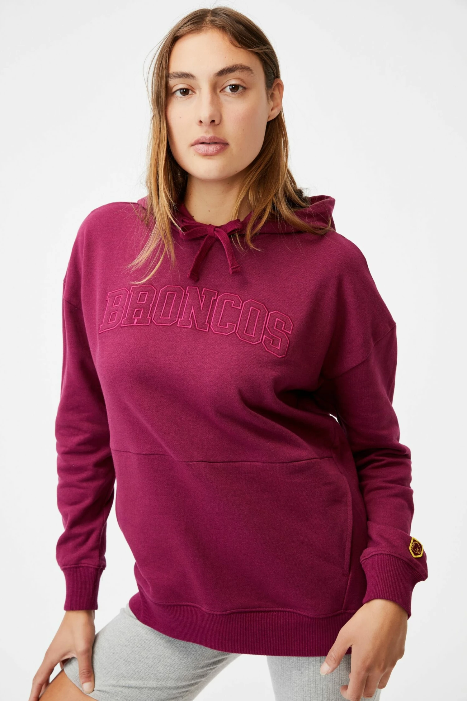 Nrl Womens Embroidered Pocket Hoodie BULLDOGS 10 Nrl Womens Embroidered Pocket Hoodie BULLDOGS - Image 10