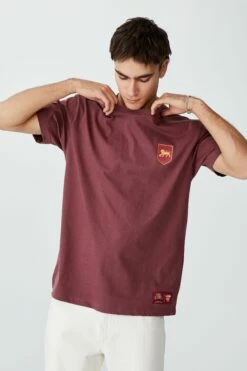 Afl Mens Crackle Badge Tee CARLTON -Mens Clothing Store 9630355 02 2