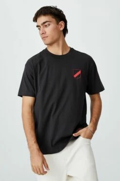 Afl Mens Crackle Badge Tee CARLTON -Mens Clothing Store 9630355 05 2