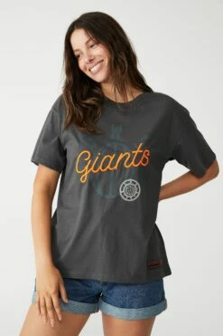 Afl Womens Embroidered Script Tee COLLINGWOOD 30 Afl Womens Embroidered Script Tee COLLINGWOOD -Mens Clothing Store 9630389 09 2