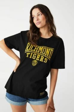 Afl Womens Distressed Flock Tee COLLINGWOOD -Mens Clothing Store 9630427 14 2